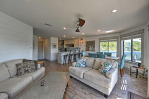 Cozy Seagrove Beach Condo with Pool, Hot Tub and BBQs!